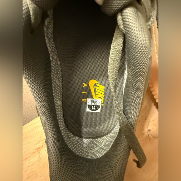 north face gore tex backpack The Borealis Commuter Laptop seaside stripe inside and out Skateboarding Backpack Colour:Sanddrift
